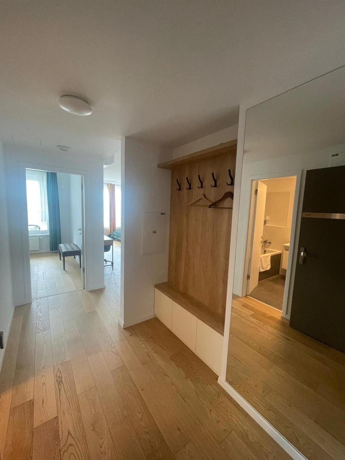 New Downtown Apartment Couple Minute From The Old Town Bratislava Esterno foto